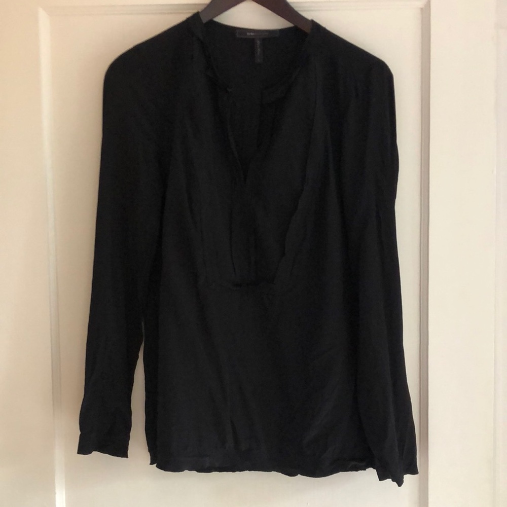Women’s BCBG MAXAZRIA Black Long Shirt Size Small